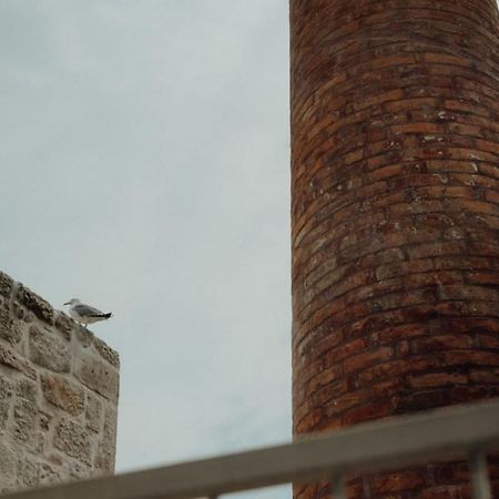 Chimney Luxury House With Ac Leilighet Porto Eksteriør bilde