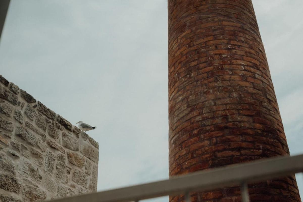 Chimney Luxury House With Ac Leilighet Porto Eksteriør bilde